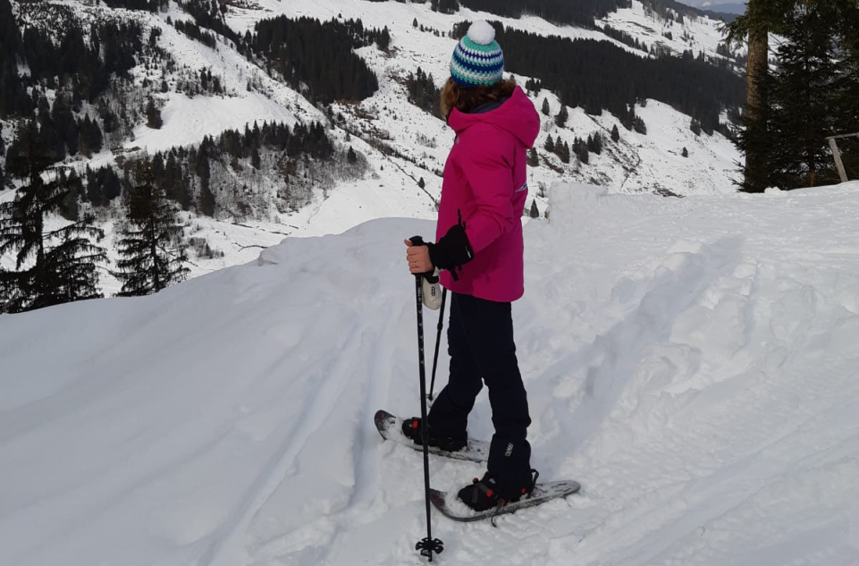 Sneeuwschoenwandelen in de bergen